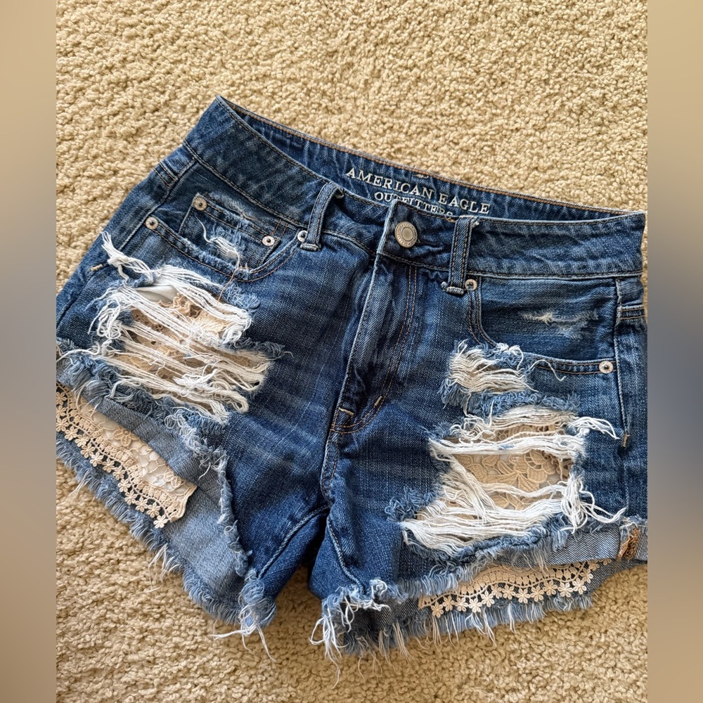 American Eagle Women's Distressed Blue Jean Shorts